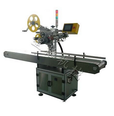 醬料平面貼標(biāo)機(jī)(圖1)