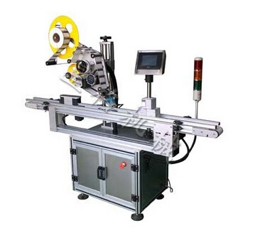 平面貼標(biāo)機(圖1)