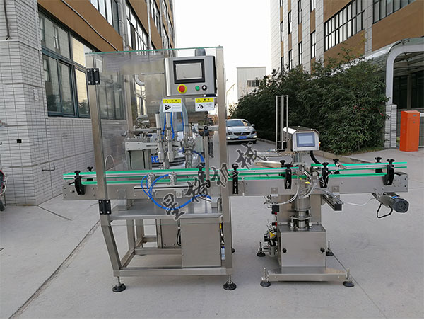 牛肉辣椒醬灌裝機(jī)跟隨市場(chǎng)變化不斷創(chuàng)新！(圖1)