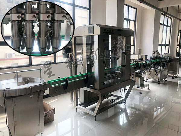 濃稠醬料灌裝生產(chǎn)線非標(biāo)定制需要注意的內(nèi)容(圖1) 濃稠醬料灌裝生產(chǎn)線非標(biāo)定制需要注意的內(nèi)容(圖1)