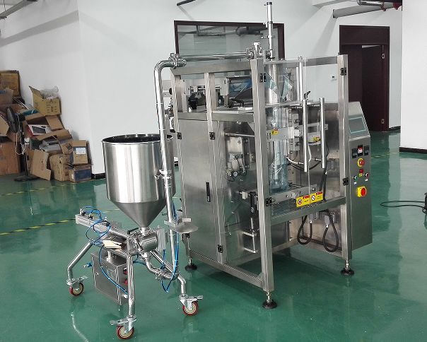 辣椒油食品包裝機(jī)-全自動(dòng)辣椒油生產(chǎn)線設(shè)備人性化服務(wù)(圖2) 辣椒油食品包裝機(jī)-全自動(dòng)辣椒油生產(chǎn)線設(shè)備人性化服務(wù)(圖2)