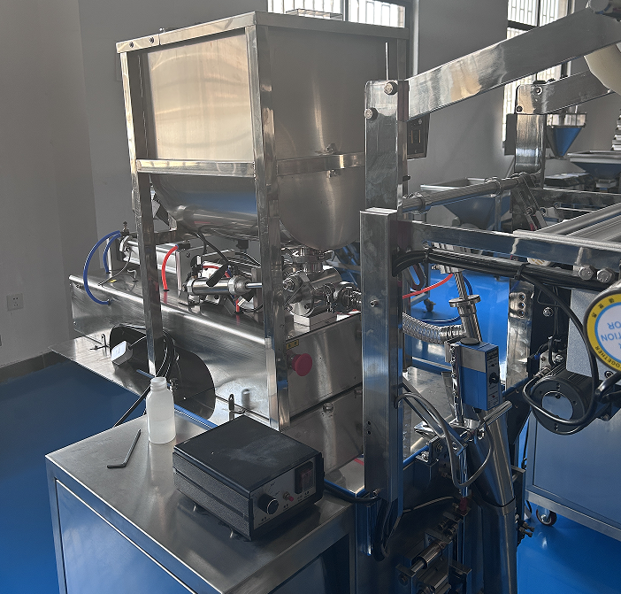 沙拉壽司醬包裝機(jī)給了市場商品更好的價(jià)值(圖1) 沙拉壽司醬包裝機(jī)給了市場商品更好的價(jià)值(圖1)