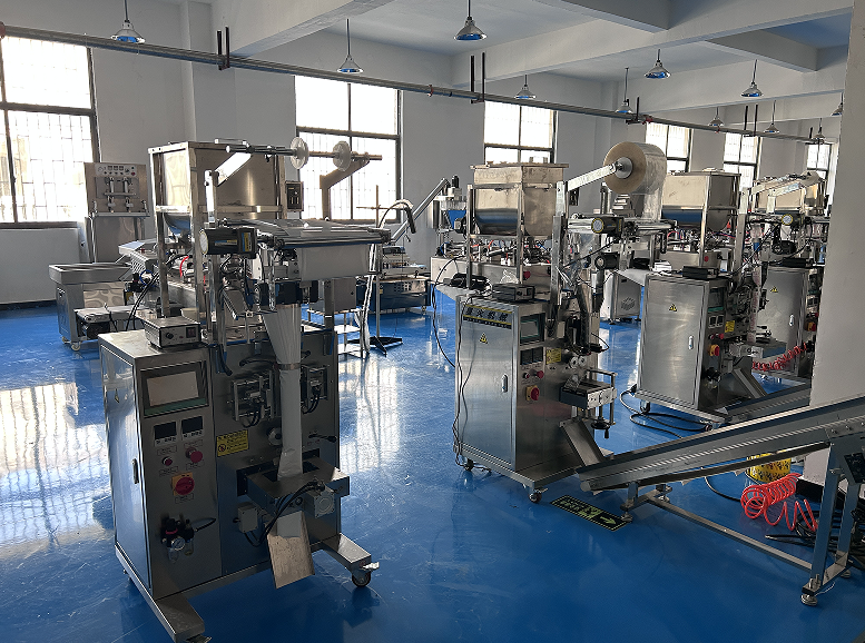 鹵肉調(diào)料包裝機在包裝市場上璀璨綻放(圖2) 鹵肉調(diào)料包裝機在包裝市場上璀璨綻放(圖2)