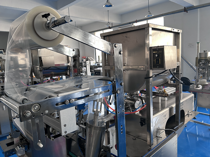 辣椒油包裝機(jī)應(yīng)用市場(chǎng)的發(fā)展助其開(kāi)啟激進(jìn)發(fā)展模式(圖2) 辣椒油包裝機(jī)應(yīng)用市場(chǎng)的發(fā)展助其開(kāi)啟激進(jìn)發(fā)展模式(圖2)