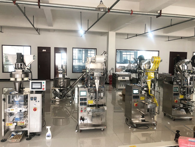 吃螃蟹的季節(jié)，怎么能少了全自動(dòng)蟹黃醬包裝機(jī)(圖1)